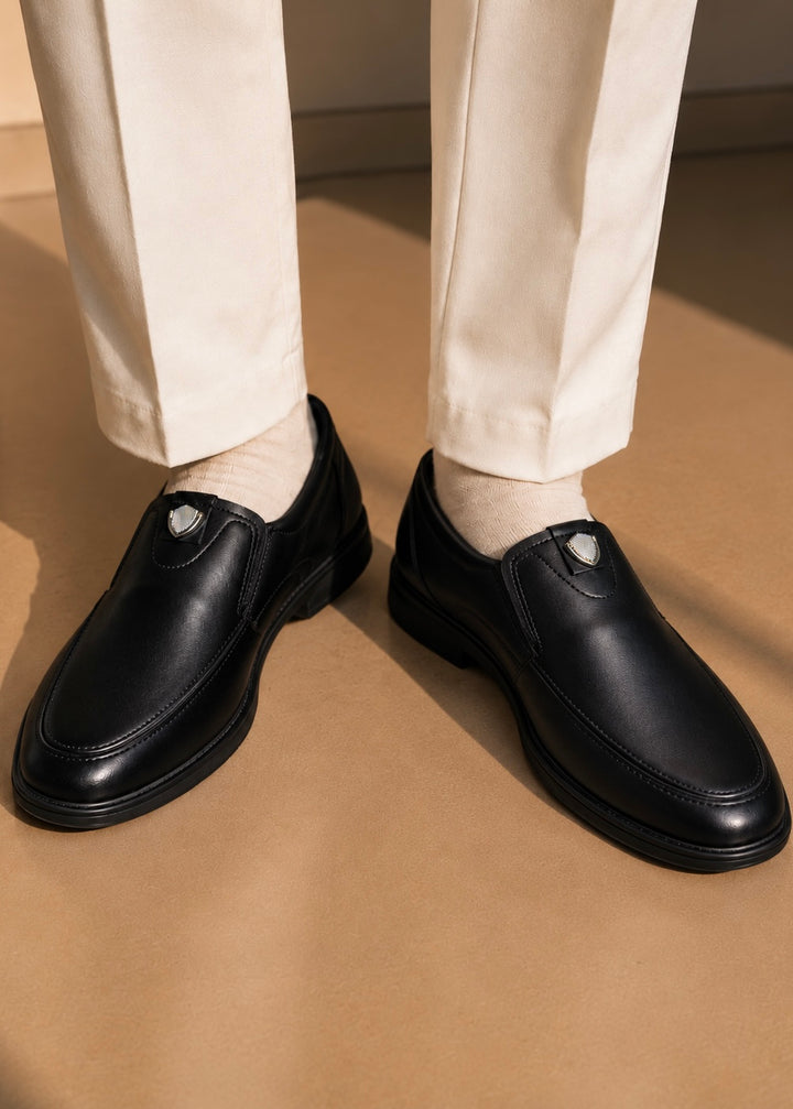 0066 Urban Edge Street Runner-black