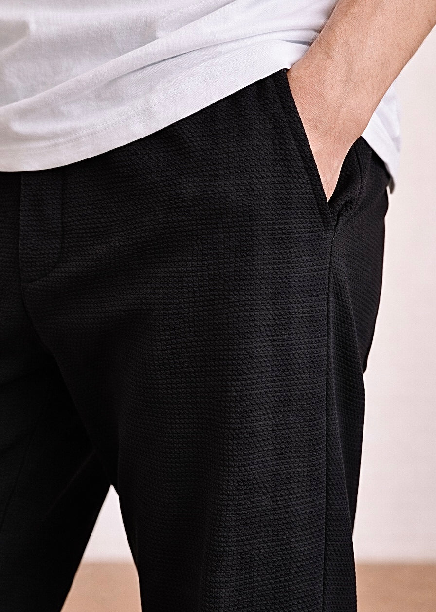 THE GLAMER TEXTURE TROUSER BLACK-FT