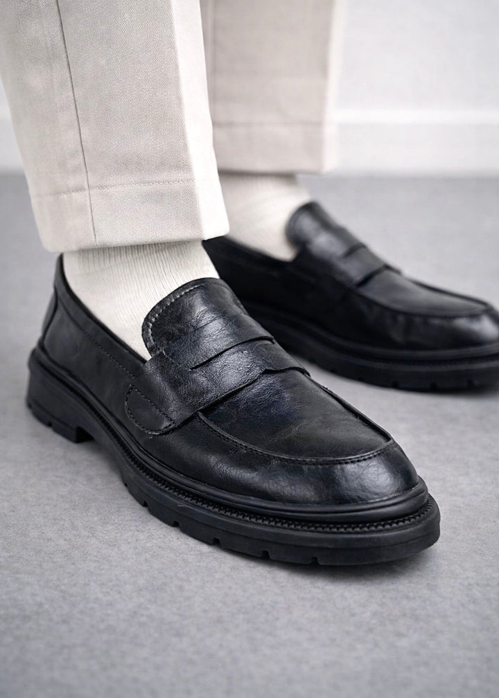 005 IMPORTED SHOES WITH RUBBER SOLE-BLACK