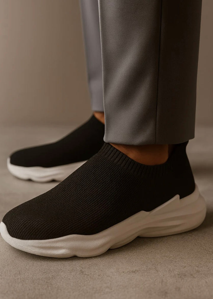 0042 SKETCHER'S LIGHT WEIGHT SLIP-ONS-FT