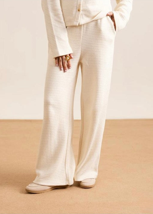 The Textured Grace-Wear trouser-FT