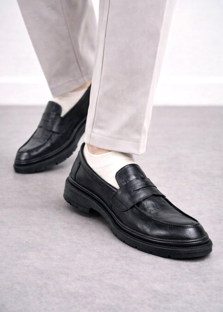 005 IMPORTED SHOES WITH RUBBER SOLE-BLACK