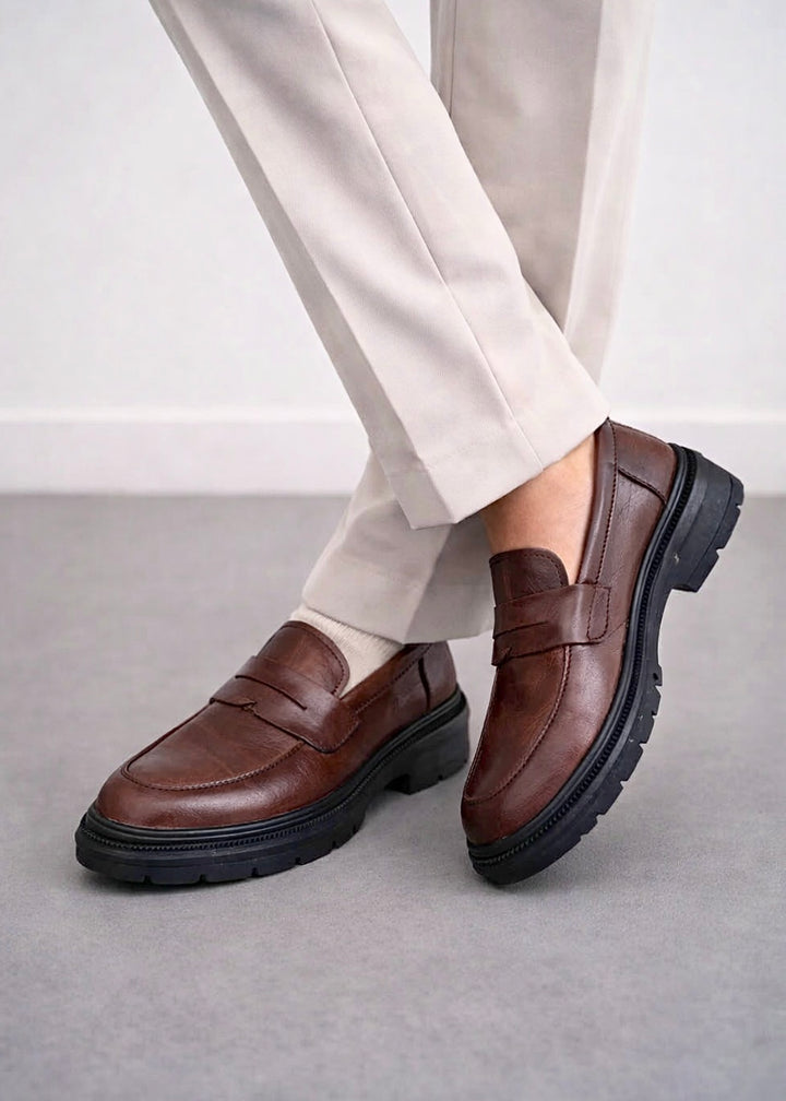005 IMPORTED SHOES WITH RUBBER SOLE-BROWN