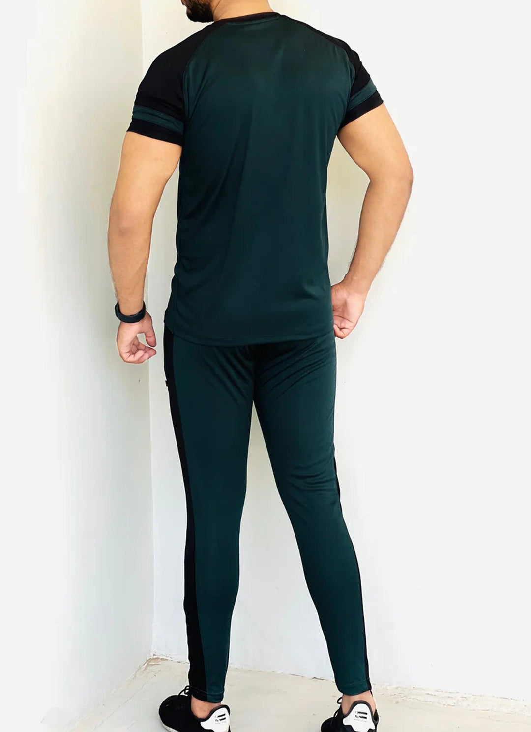 THE PRO-FIT TRACKSUIT-GREEN