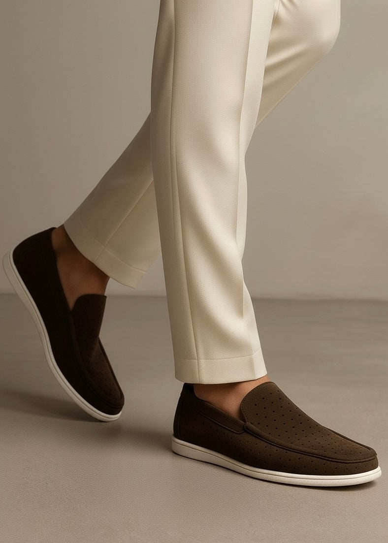 0015 COMFORTABLE SLIP-ON LOAFERS-BROWN