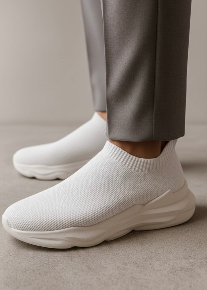 0042 SKETCHER'S LIGHT WEIGHT SLIP-ONS-WHITE